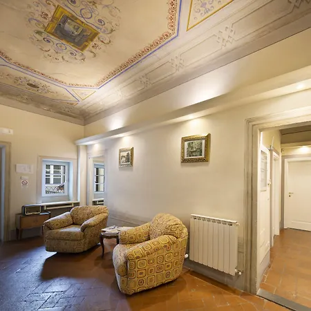 ベッド・アンド・ブレックファスト アイ クアトロ ポエティ フィレンツェ